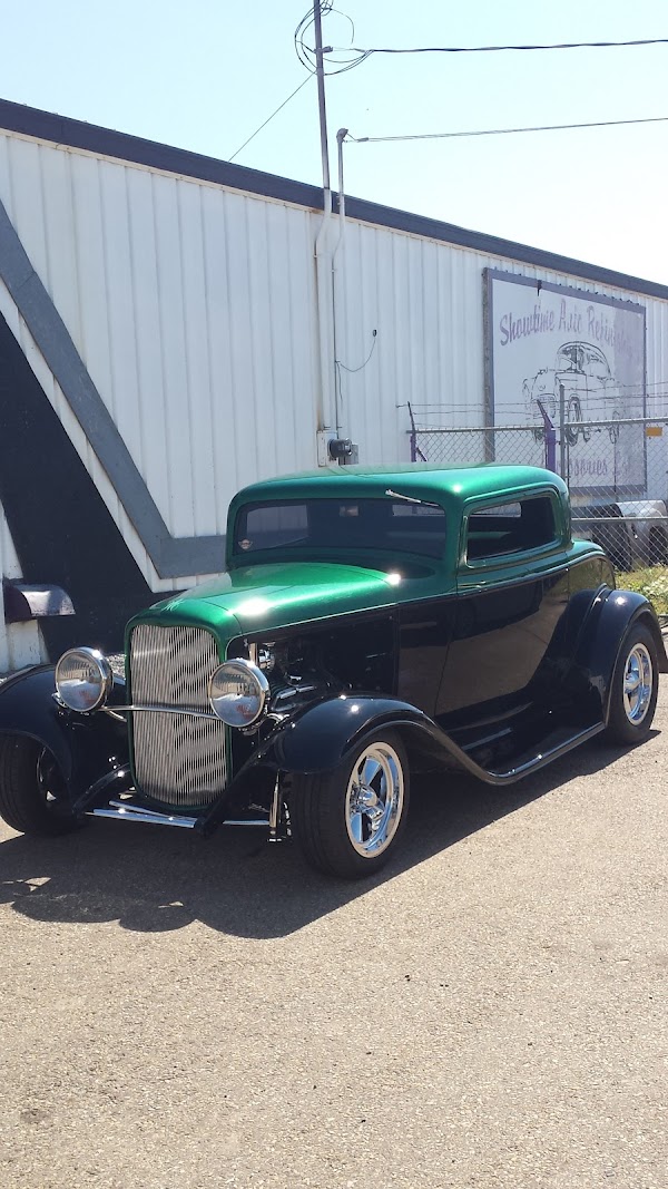Showtime Auto Refinishing