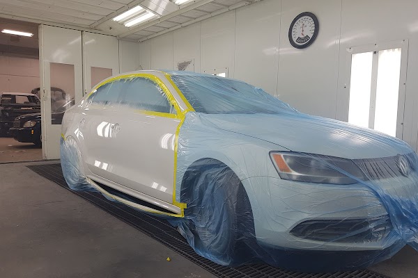 CSN Car Salon Auto Body Shop