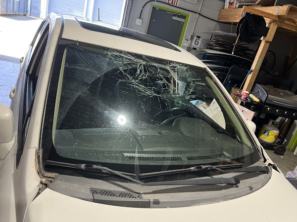Fixman Autoglass Repair Surrey