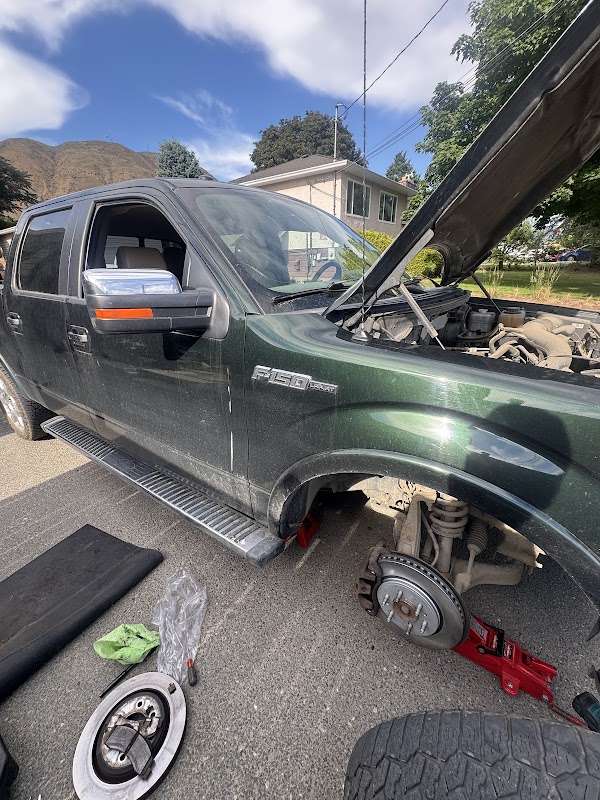 Kamloops Automobile Mechanic