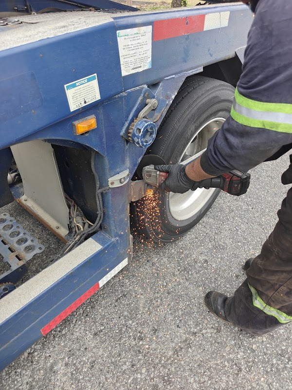 D-Tech truck and trailer repair