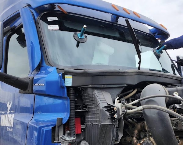 Sukh Autoglass and windshield