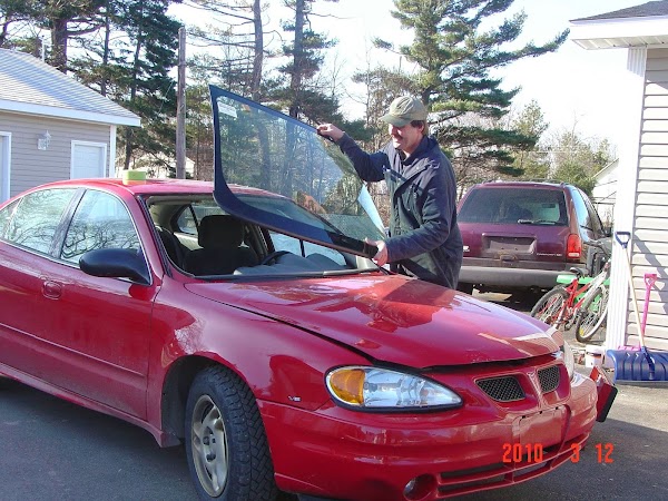 Charlie's Auto Glass