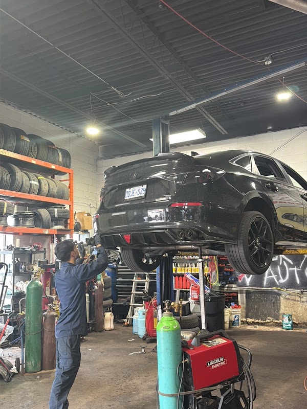 Lucky Auto Services & Mufflers
