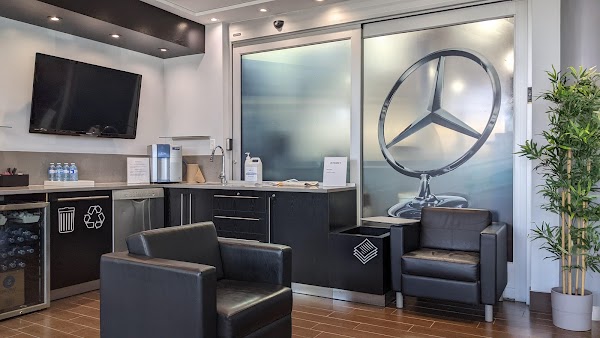 Mercedes-Benz Service & Parts Centre