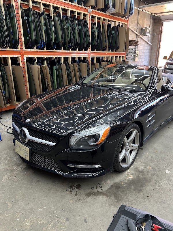 Isho Auto Glass