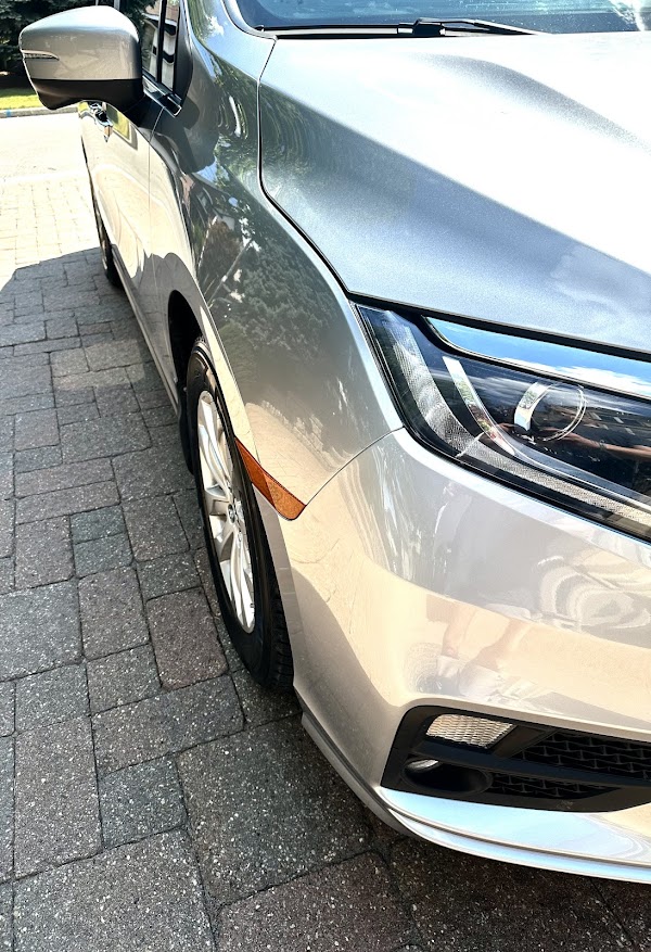 Leons Auto Body North