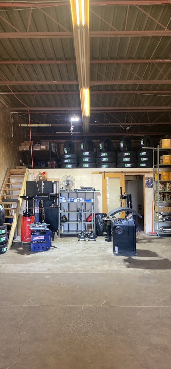 Globe Run Exhaust Muffler Repair, Installation, Oil Change & Tire Shop
